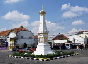 Tugu Jogja: Simbol Iconik di Tengah Persimpangan Jalan Yogyakarta